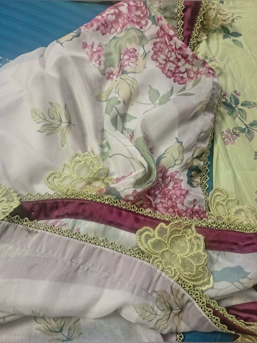Pakistani Indian embroidery dress brand Iznik lawn cotton dress /suit - Picture 11 of 16